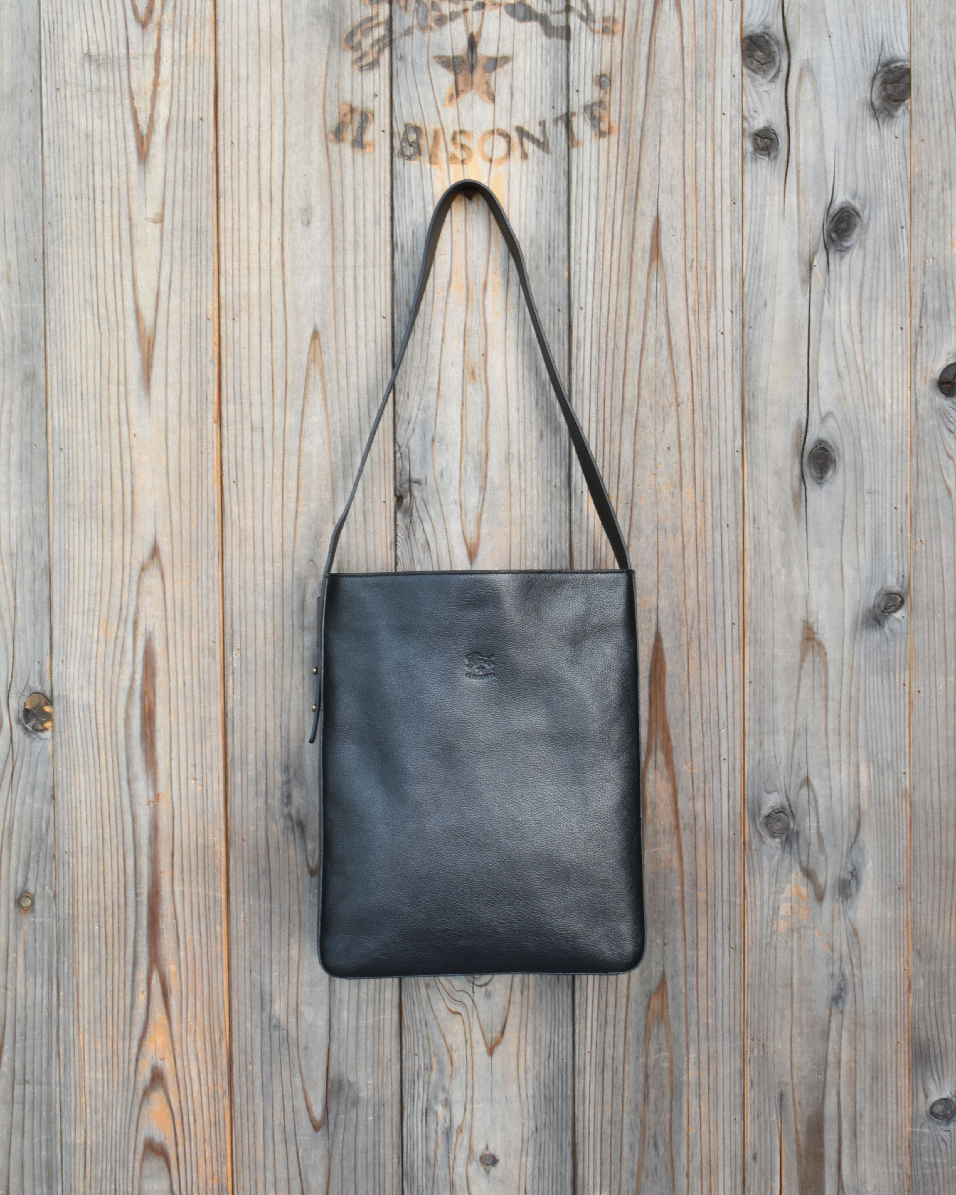 【イルビゾンテ】ショルダーバッグ 54252300310