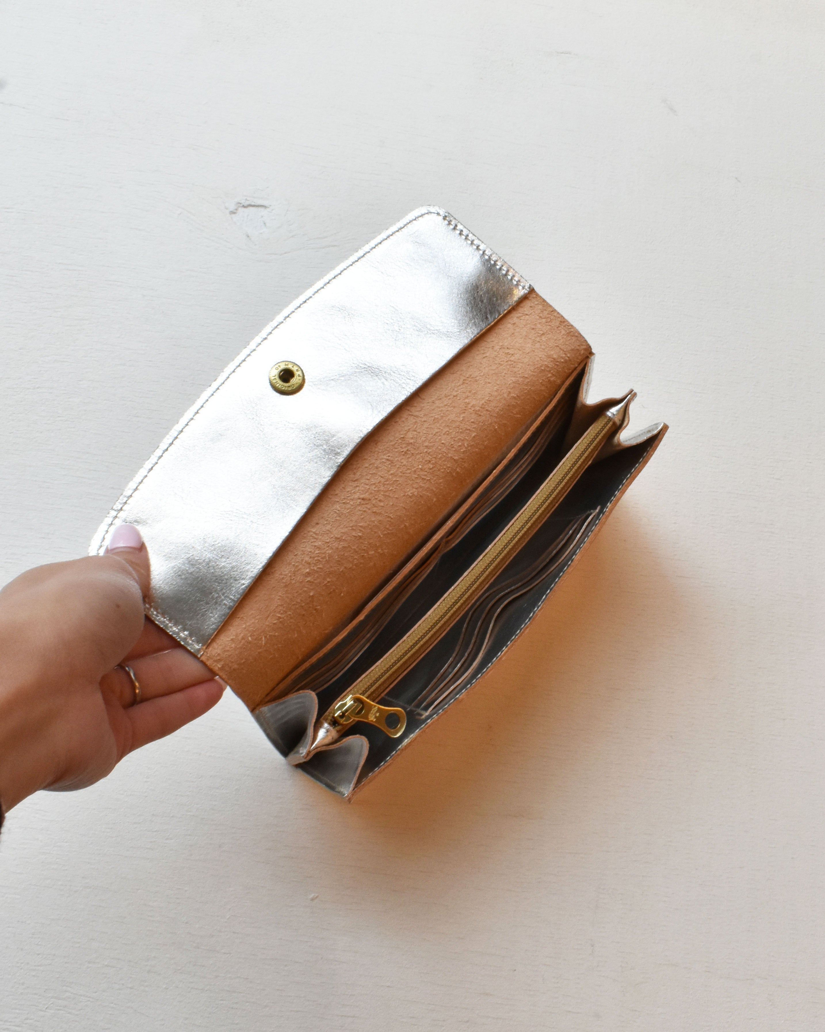 【イルビゾンテ】ロングウォレット 54252309340