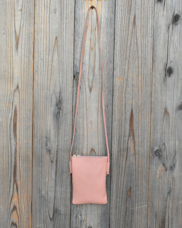 【イルビゾンテ】カラーレザー クロスボディバッグ 54262302211