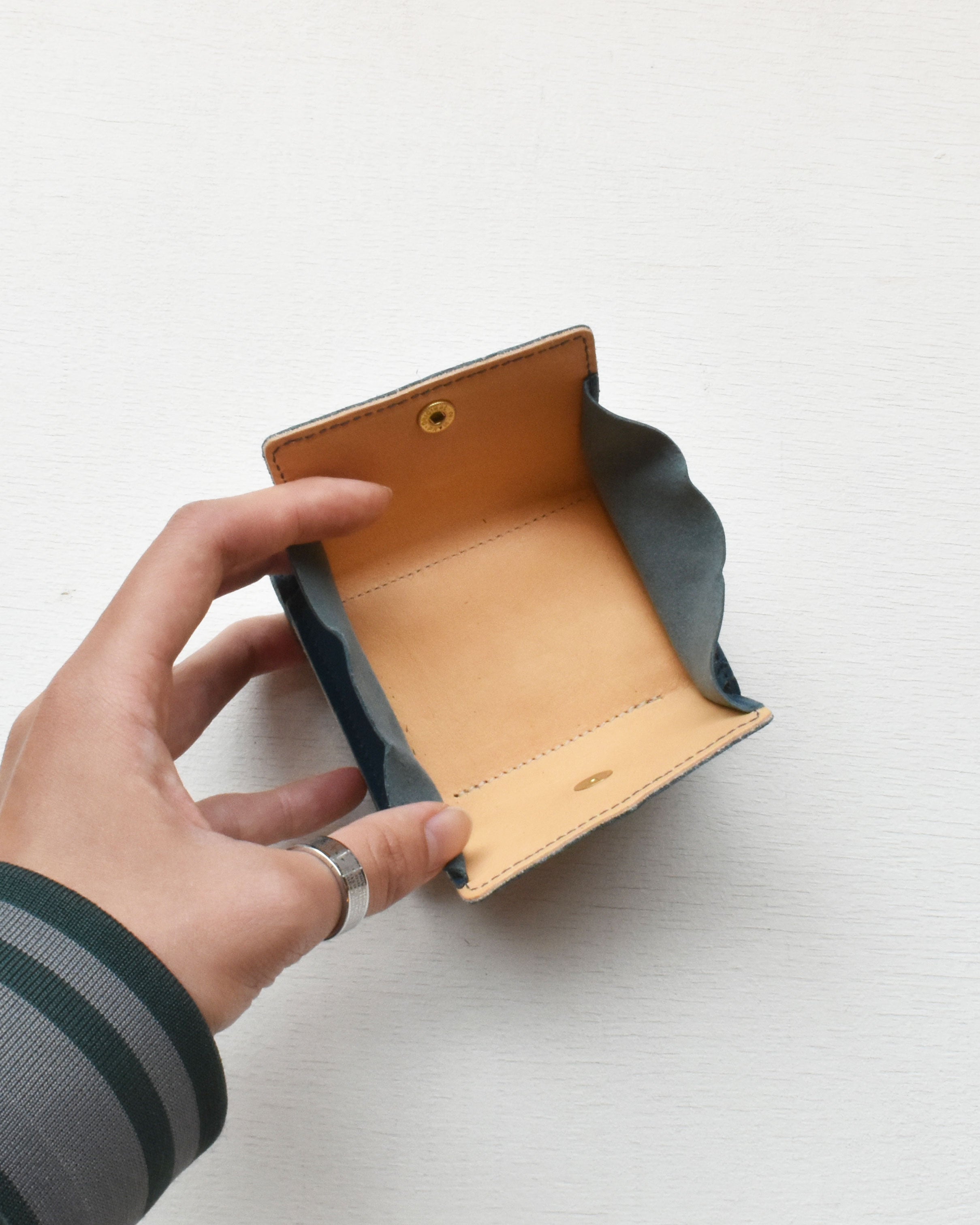 【イルビゾンテ】ヴィンテージ コンビネーションレザー トリフォルドウォレット 54262307341