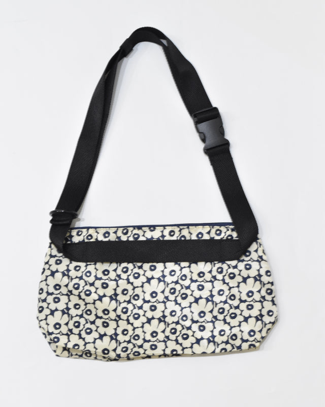 【マリメッコ】 Neat Crossbody Unikko S ショルダーバッグ 52254294573