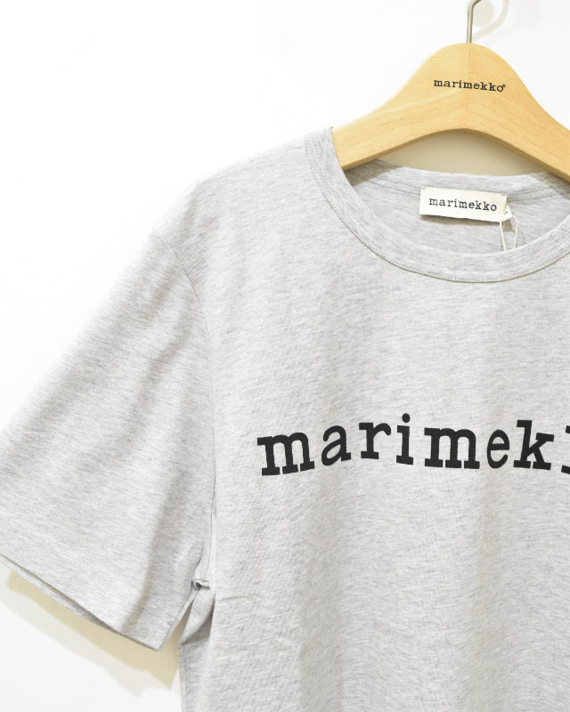 【マリメッコ】Kioski Vihne Logo Tシャツ 52254194565
