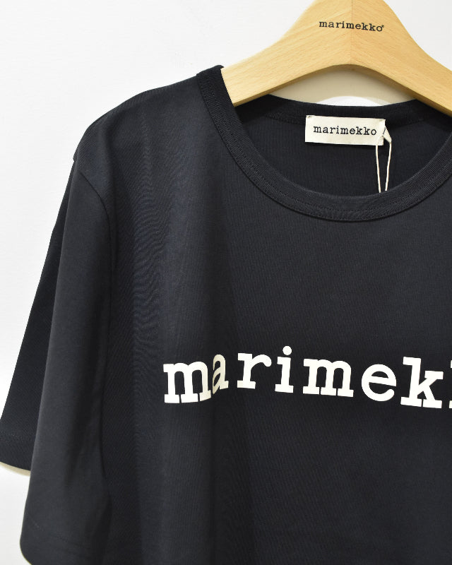 【マリメッコ】Kioski Vihne Logo Tシャツ 52254194564