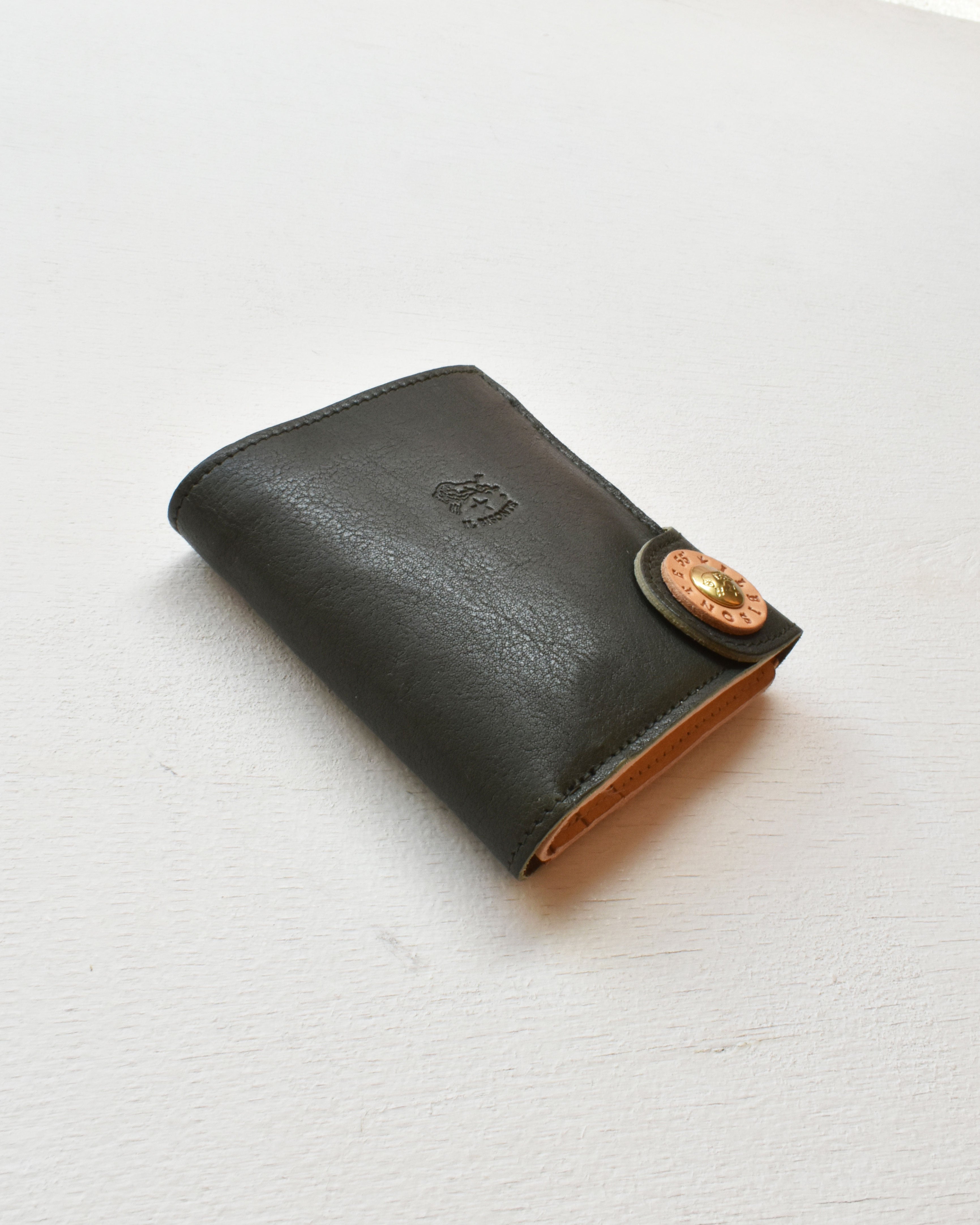 【イルビゾンテ】55th コンビ ボタン コレクション ウォレット 54252311241
