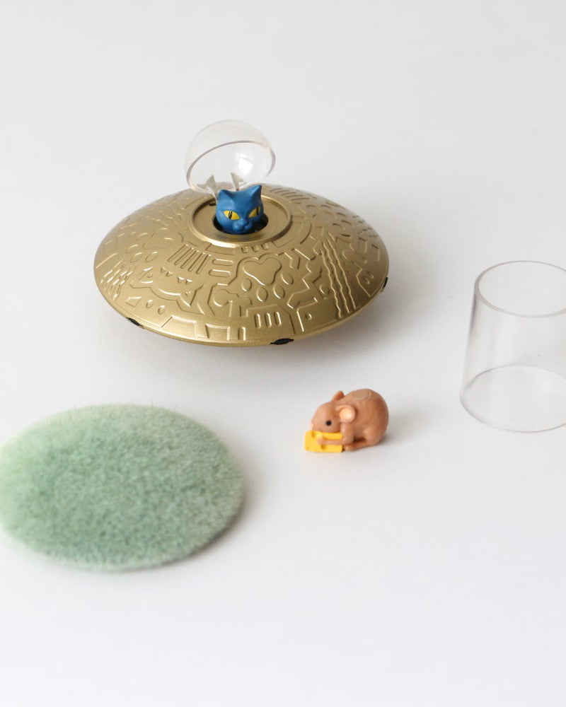 DETAIL(ディテール) / Toy & Book "UFO Cat Invasion" & "UFO Cow Abduction" トイ&ブック UFO【サラダボゥル】