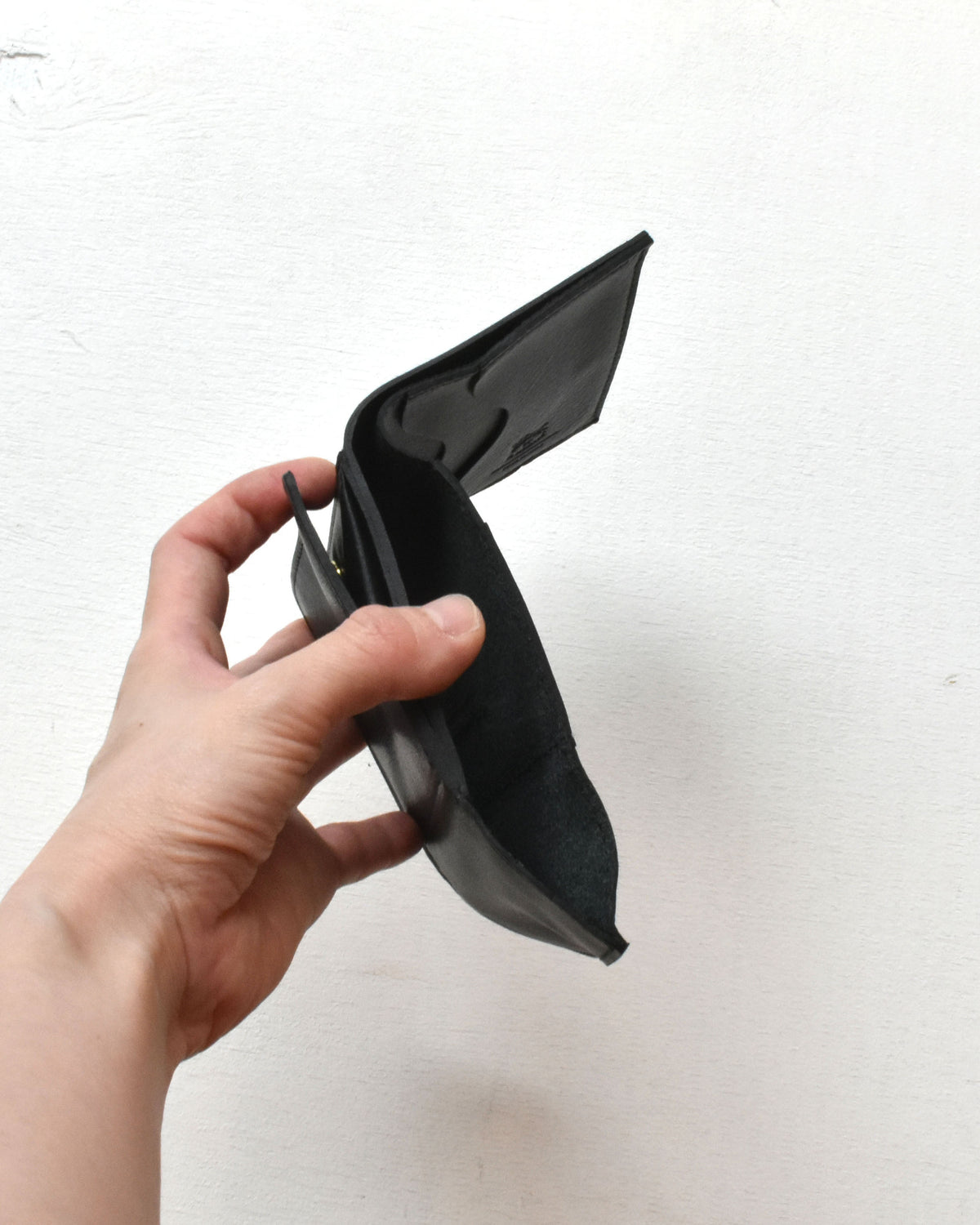 【イルビゾンテ】ロゴ エンボスド レザー ウォレット 54262310741