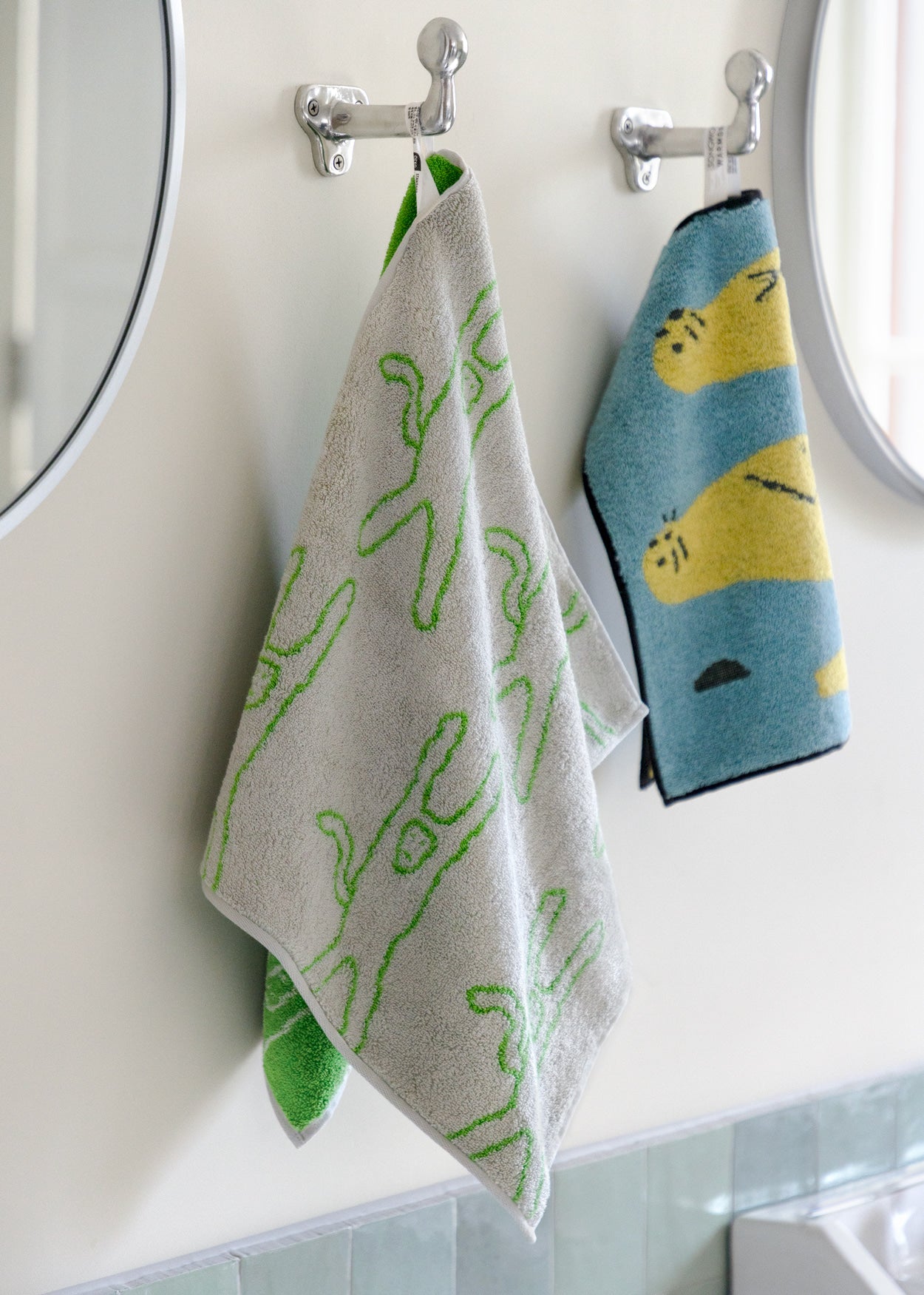 【バーンストア】WARMGREY TAIL / MONKEY FACE TOWEL - GREEN ON GREY