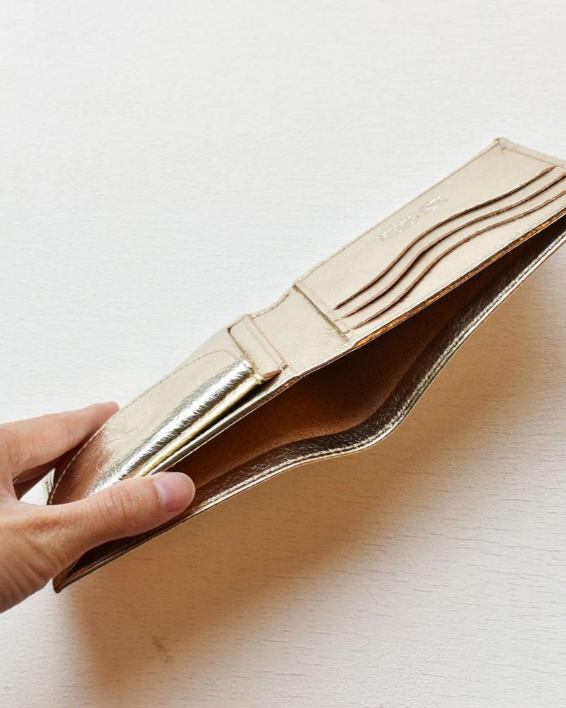 【イルビゾンテ】メタリックレザー ウォレット 54192306440