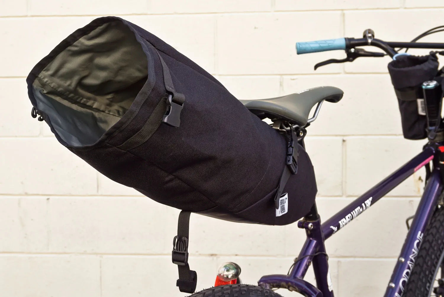 【バーンストア】ROAD RUNNER BAGS / Fred Bikepacking Saddle Bag (フレッドバイクパッキングサドルバッグ)