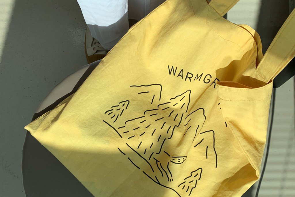 【バーンストア】WARMGREY TAIL / LOGO BAG - CUSTARD YELLOW