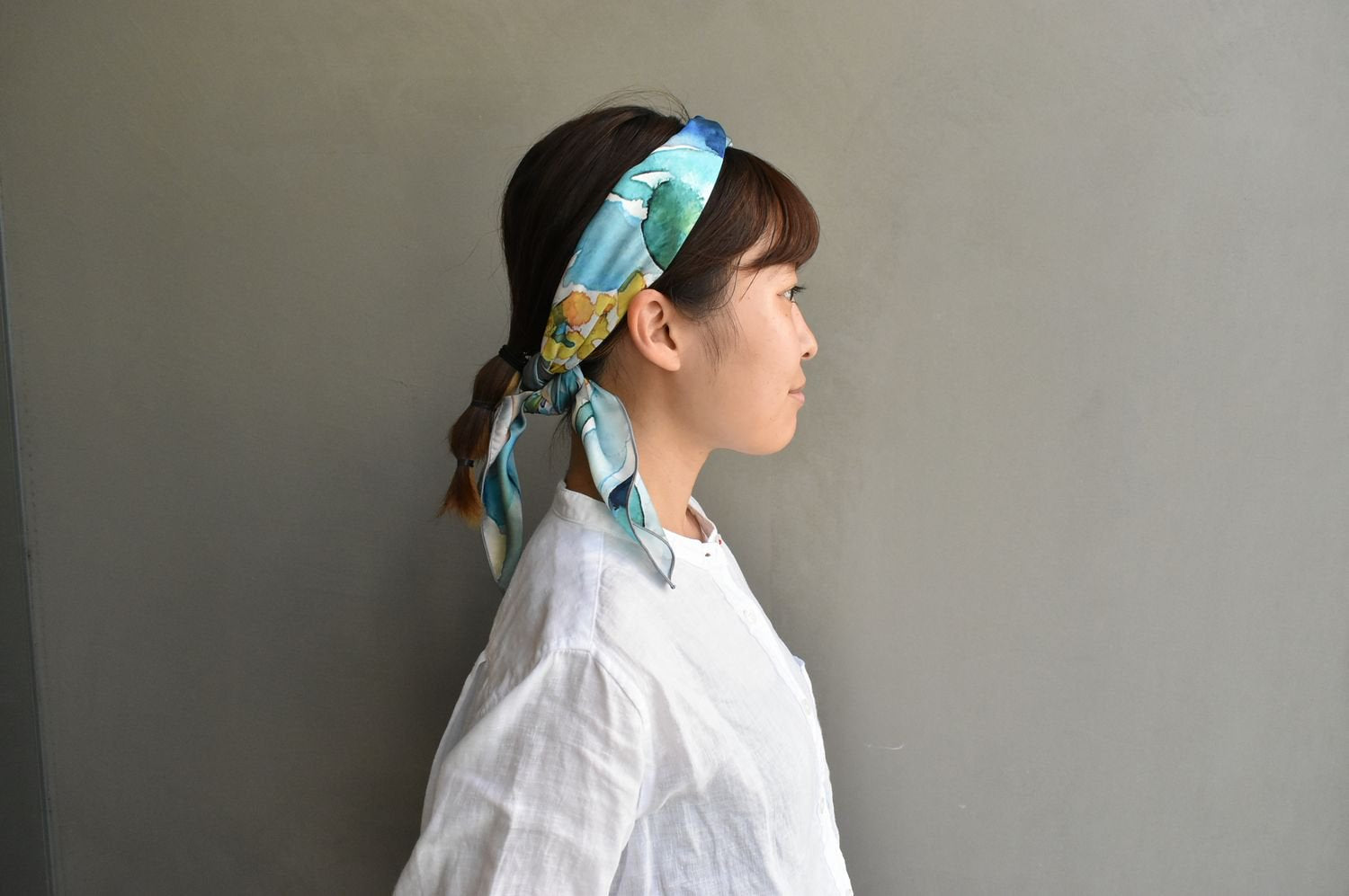 【バーンストア】Wild Lily Pattern Scarf