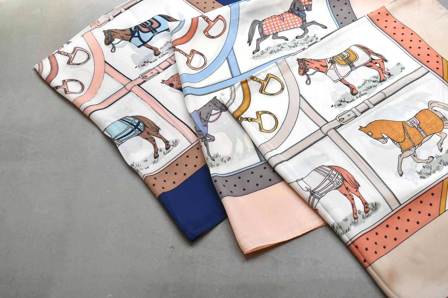 【バーンストア】Horse&Belt pattern scarf