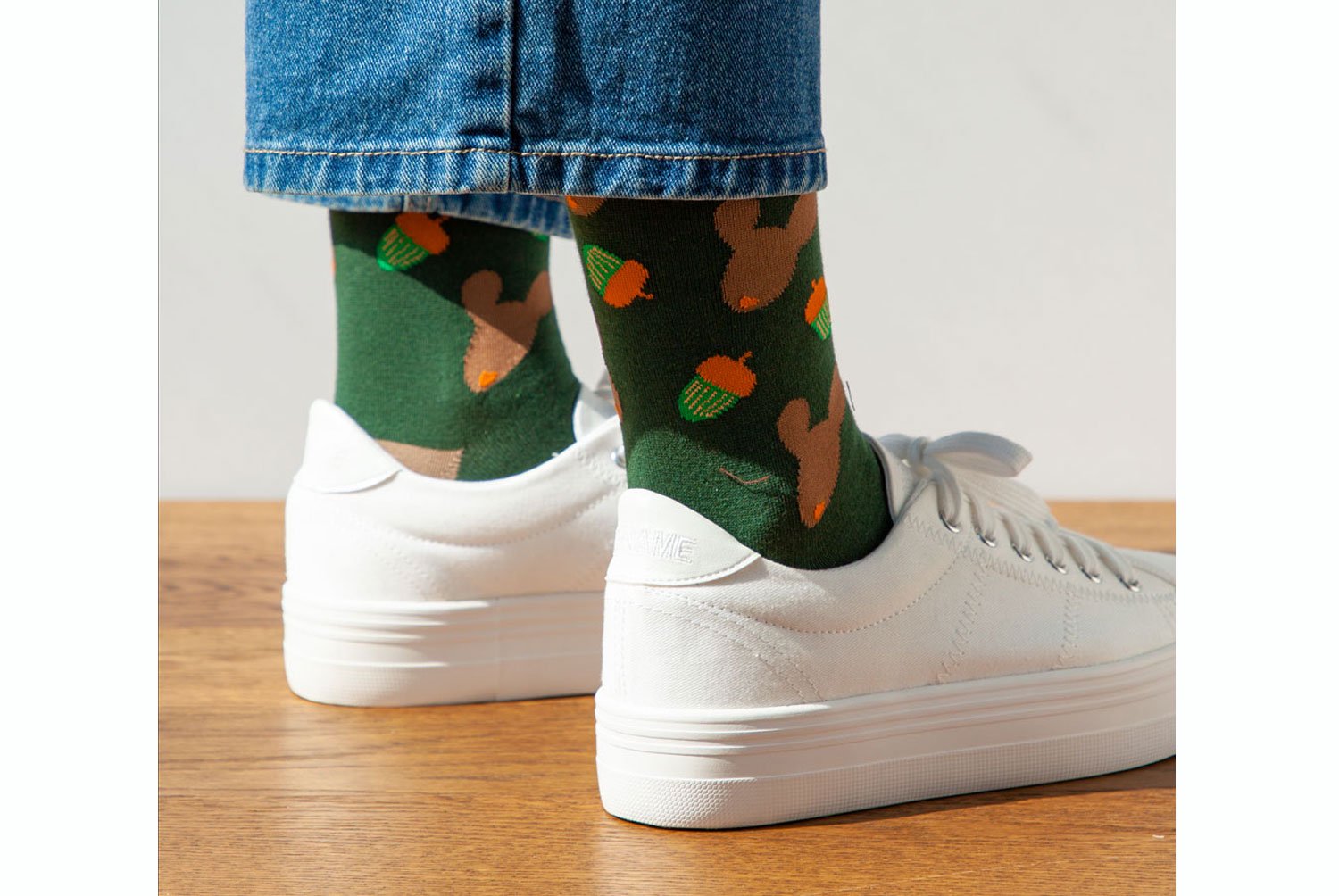 【バーンストア】WARMGREY TAIL DOTORI LIFE - GREEN SOCKS