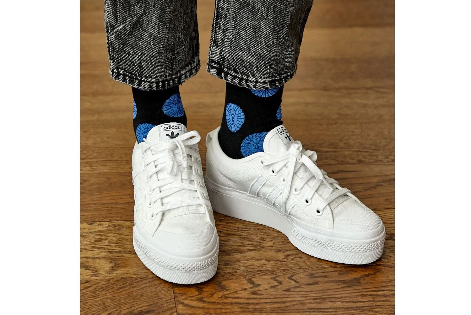 【バーンストア】WARMGREY TAIL / LION SOCKS