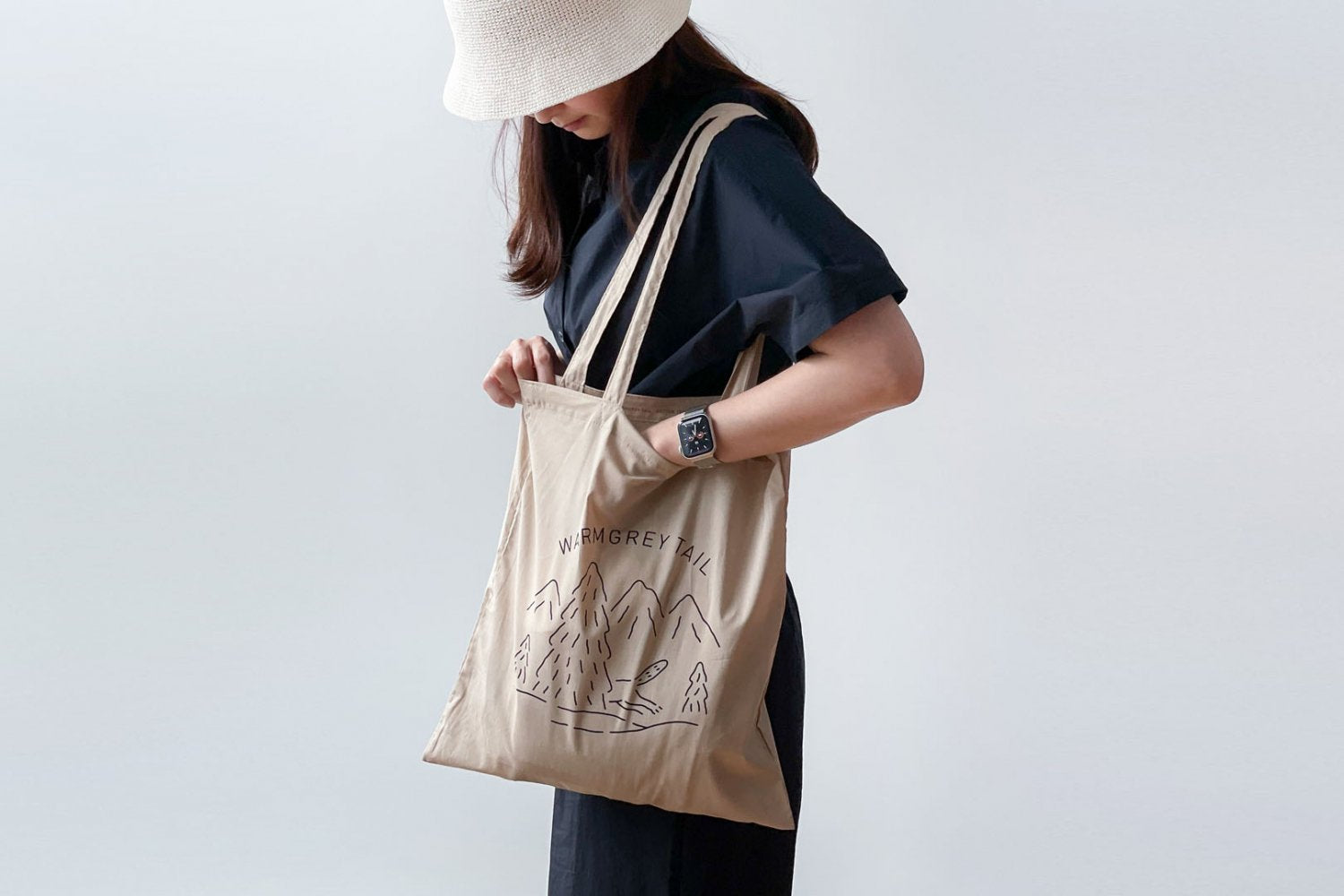 【バーンストア】WARMGREY TAIL / LOGO BAG - BEIGE