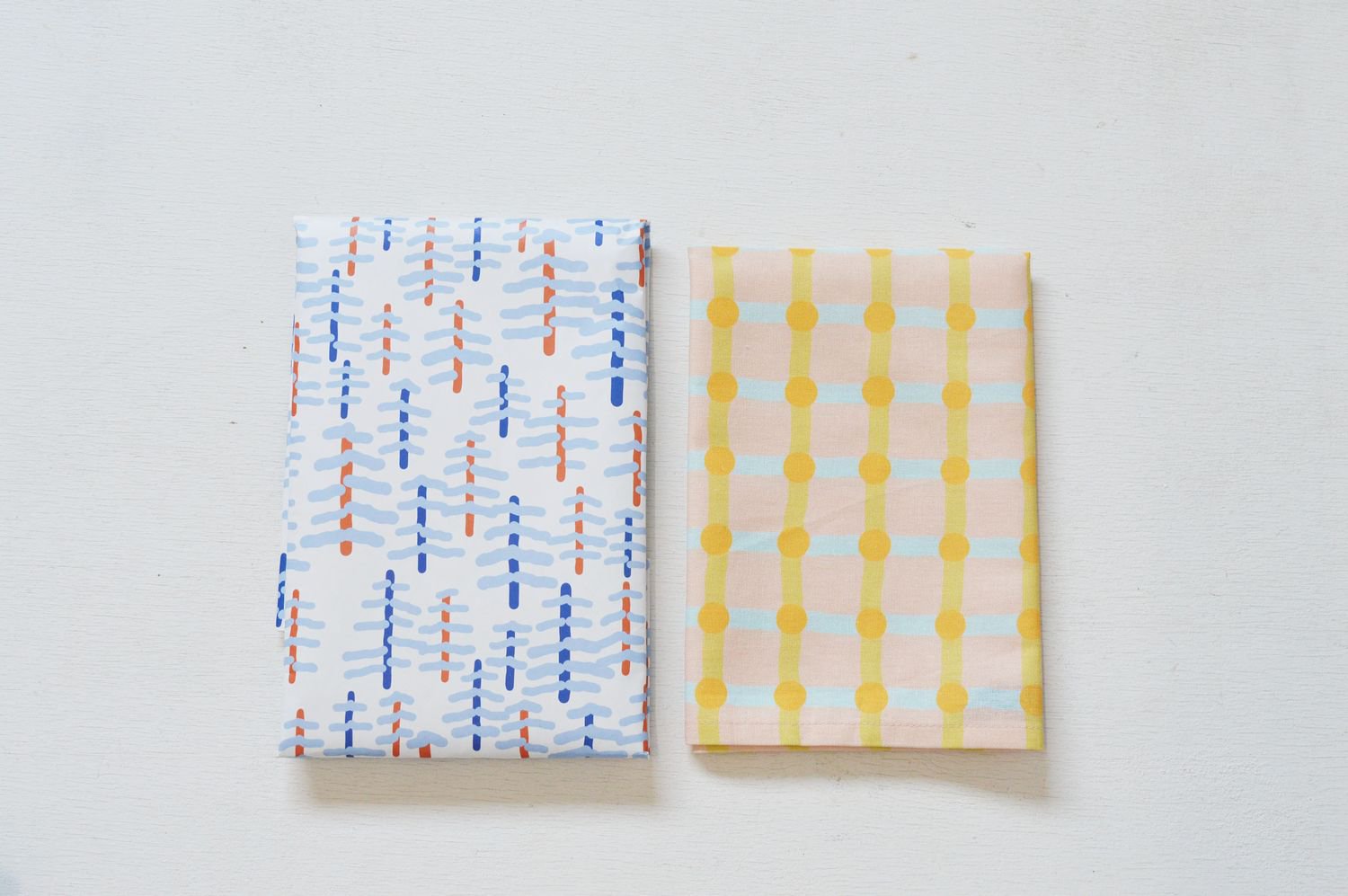 【バーンストア】WARMGREY TAIL / DOT CHECK KITCHEN CLOTH - ORANGE ON PINK