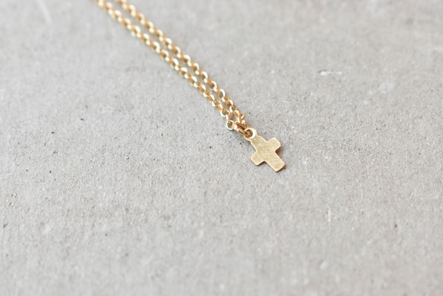 【バーンストア】GO RINGS / Tiny Cross Necklace