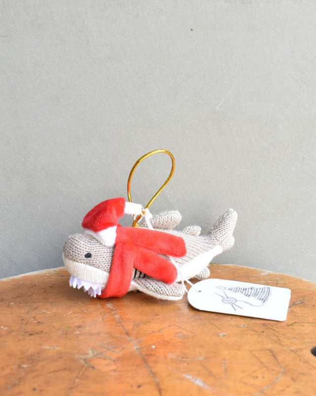 【バーンストア】Best Years / Shark Christmas Ornament