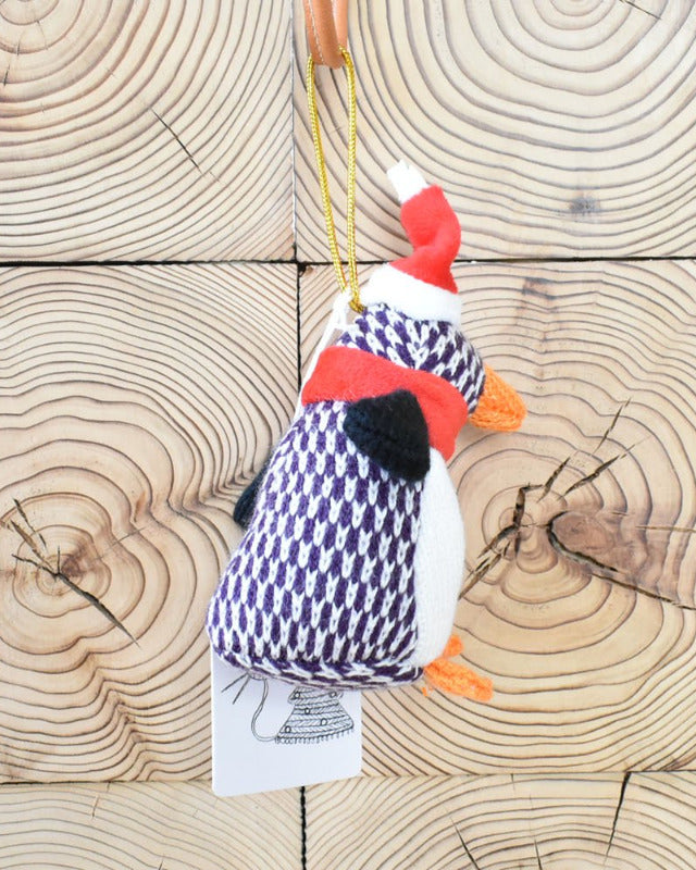【バーンストア】Best Years / Penguin Christmas Ornament