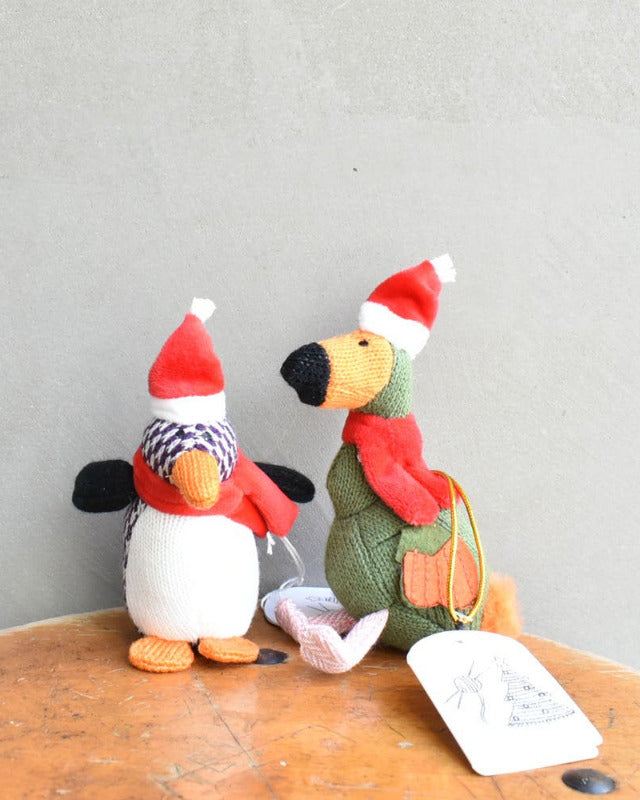 【バーンストア】Best Years / Penguin Christmas Ornament