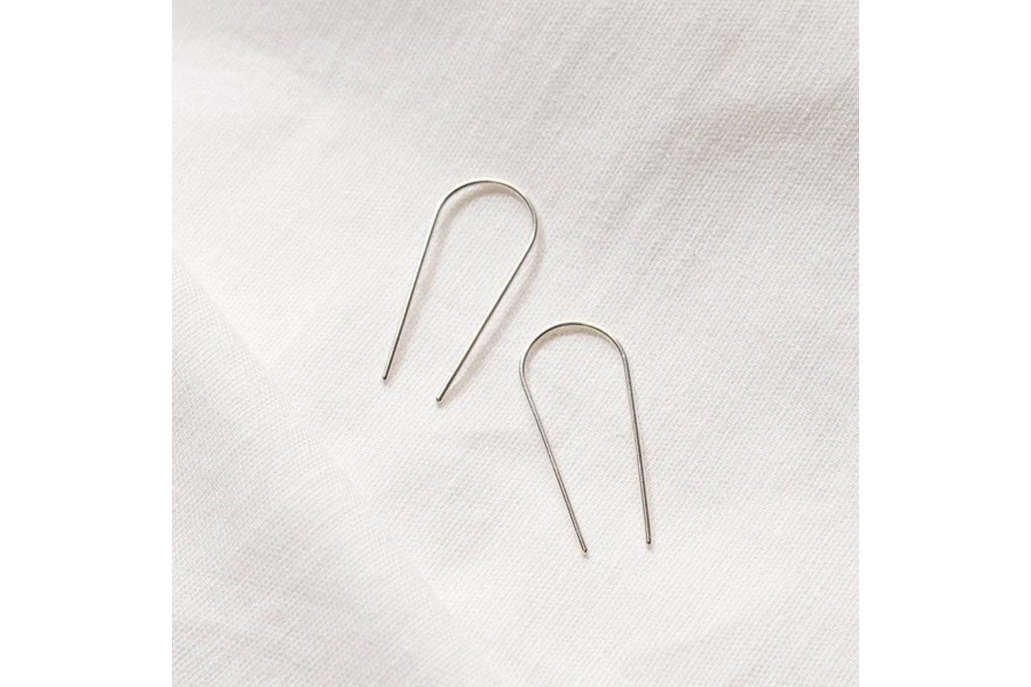 【バーンストア】 studio adorn / Long Ear Pins ピアス