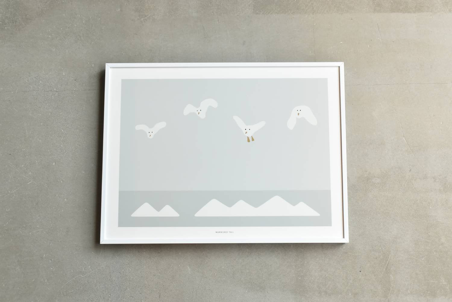 WARMGREY TAIL(ウォームグレーテール）/ FLYING SEAGULLS POSTER 300mm x 400mm (フレーム付き)【バーンストア】