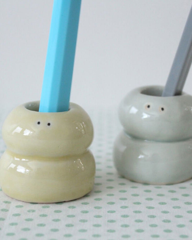 【バーンストア】bright room lazy bug tooth brush holder