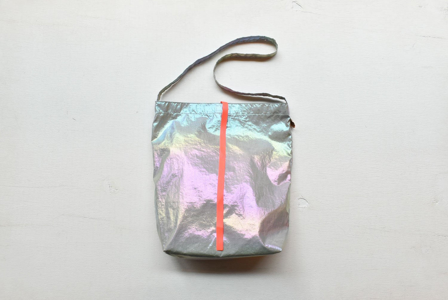 【バーンストア】GGU mini hologram shoulder bag