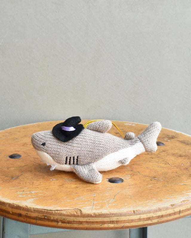 【バーンストア】Best Years / Shark Happy Halloween Decoration