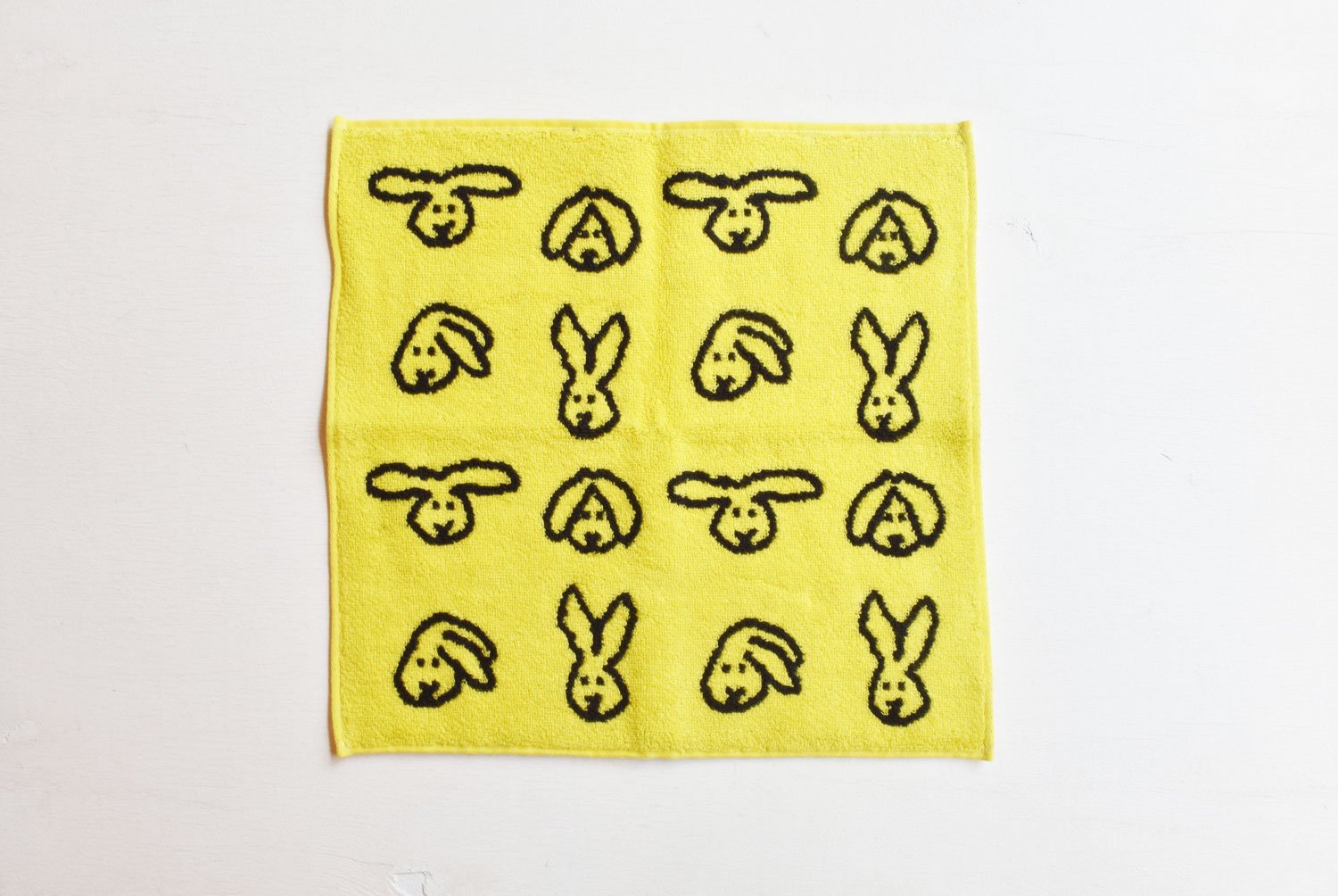 【バーンストア】WARMGREY TAIL / BUNNY BUNNY HAND TOWEL - YELLOW