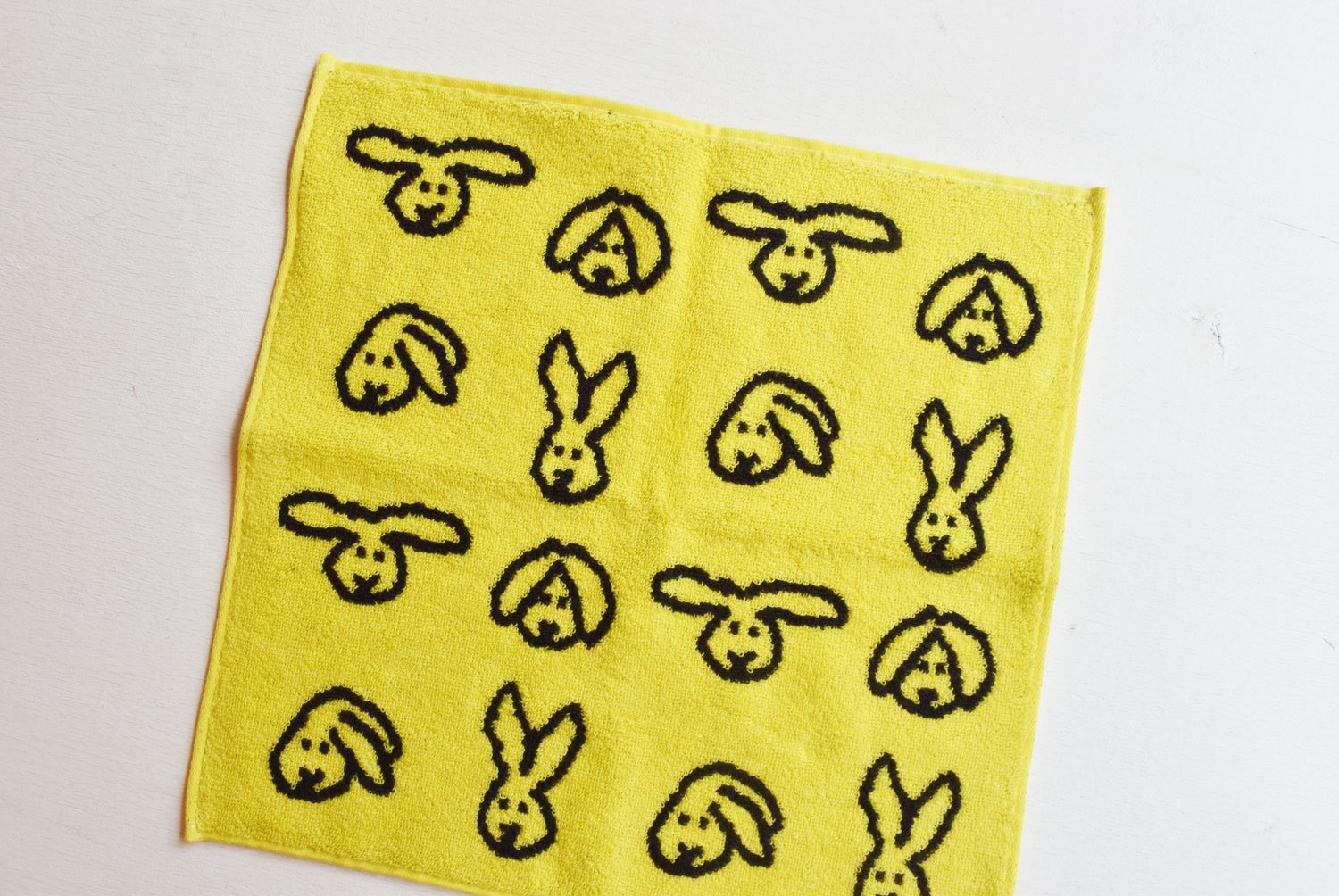 【バーンストア】WARMGREY TAIL / BUNNY BUNNY HAND TOWEL - YELLOW