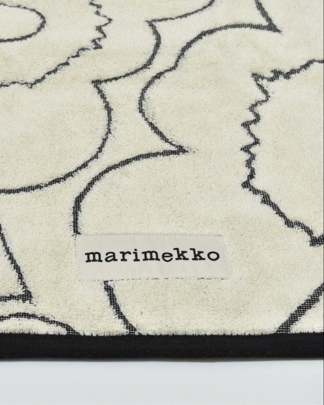 【マリメッコ】Piirto Unikko  ハンドタオル　52249473544