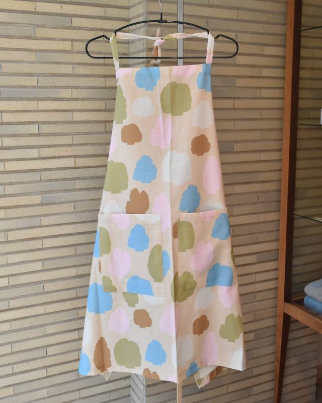 WARMGREY TAIL(ウォームグレーテール）/ FOREST FOUR SEASONS APRON【バーンストア】