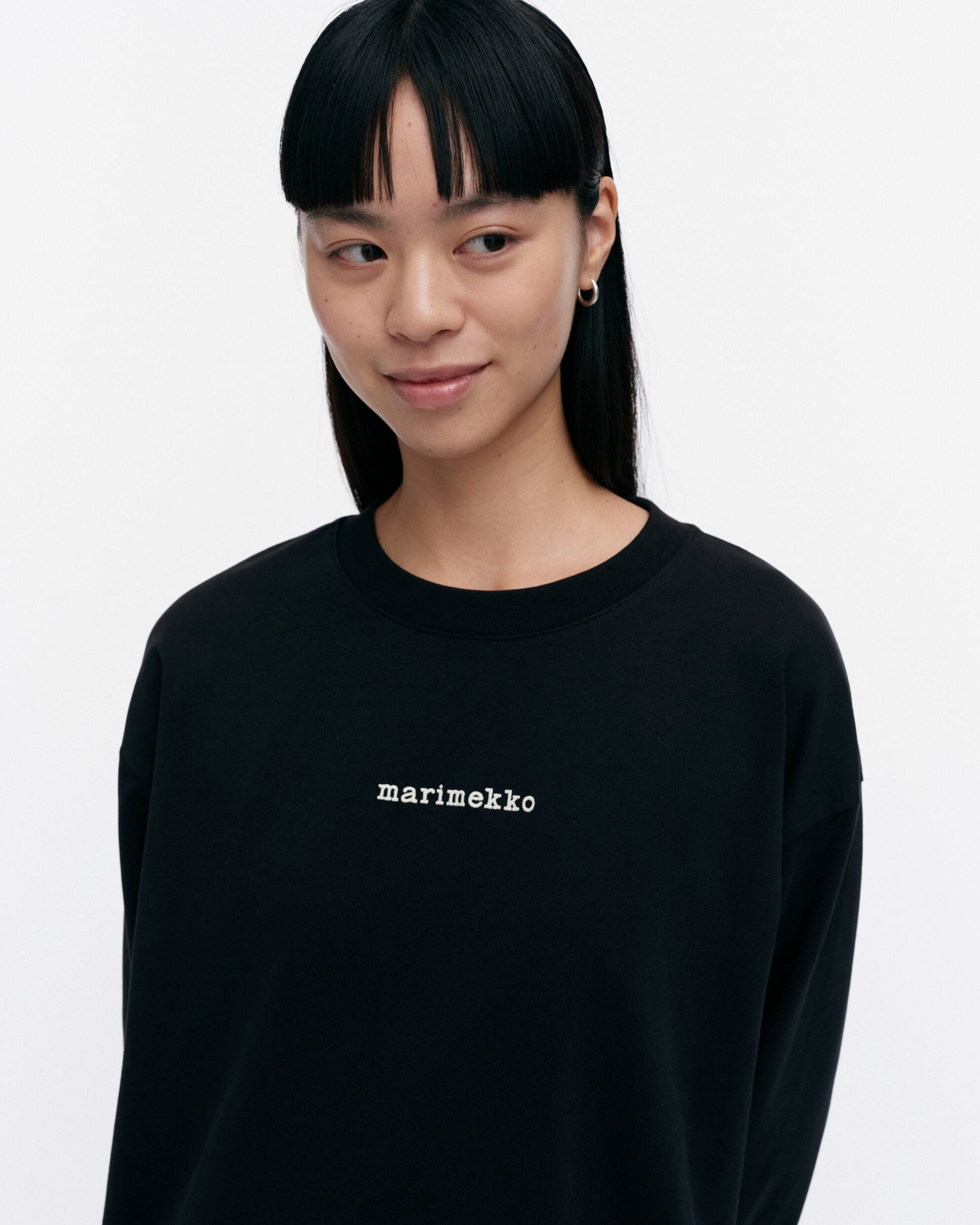 【マリメッコ】Kioski Reunat Logo 長袖シャツ　 52254194563