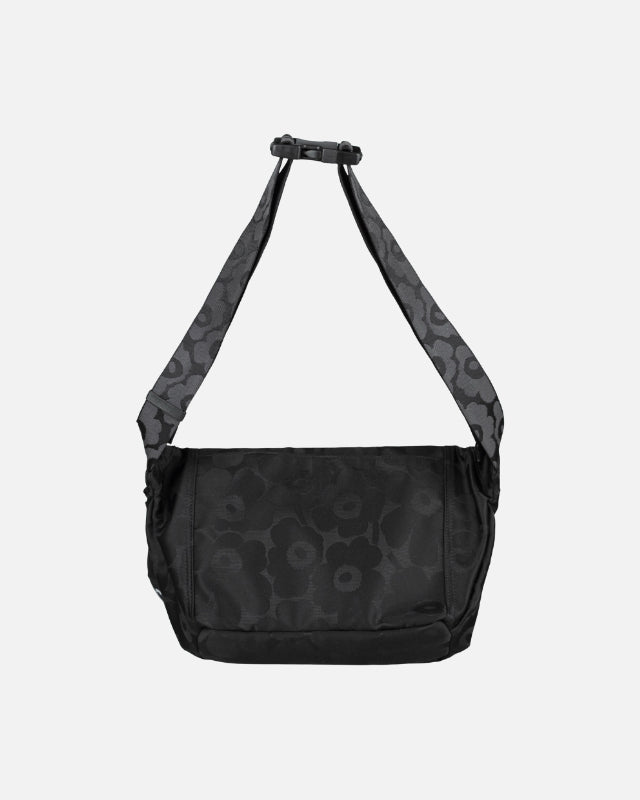 【マリメッコ】Sling Bag M Unikko ショルダーバッグ 52259294617