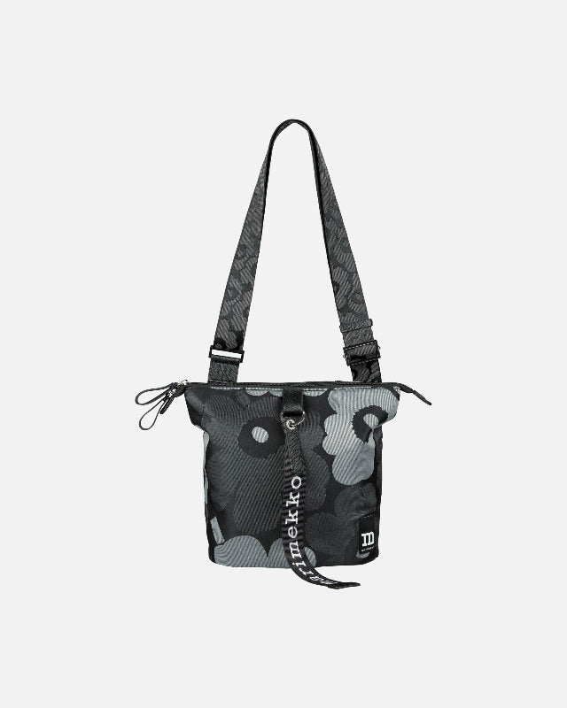 【マリメッコ】Carry All Unikko ショルダーバッグ 52254294634