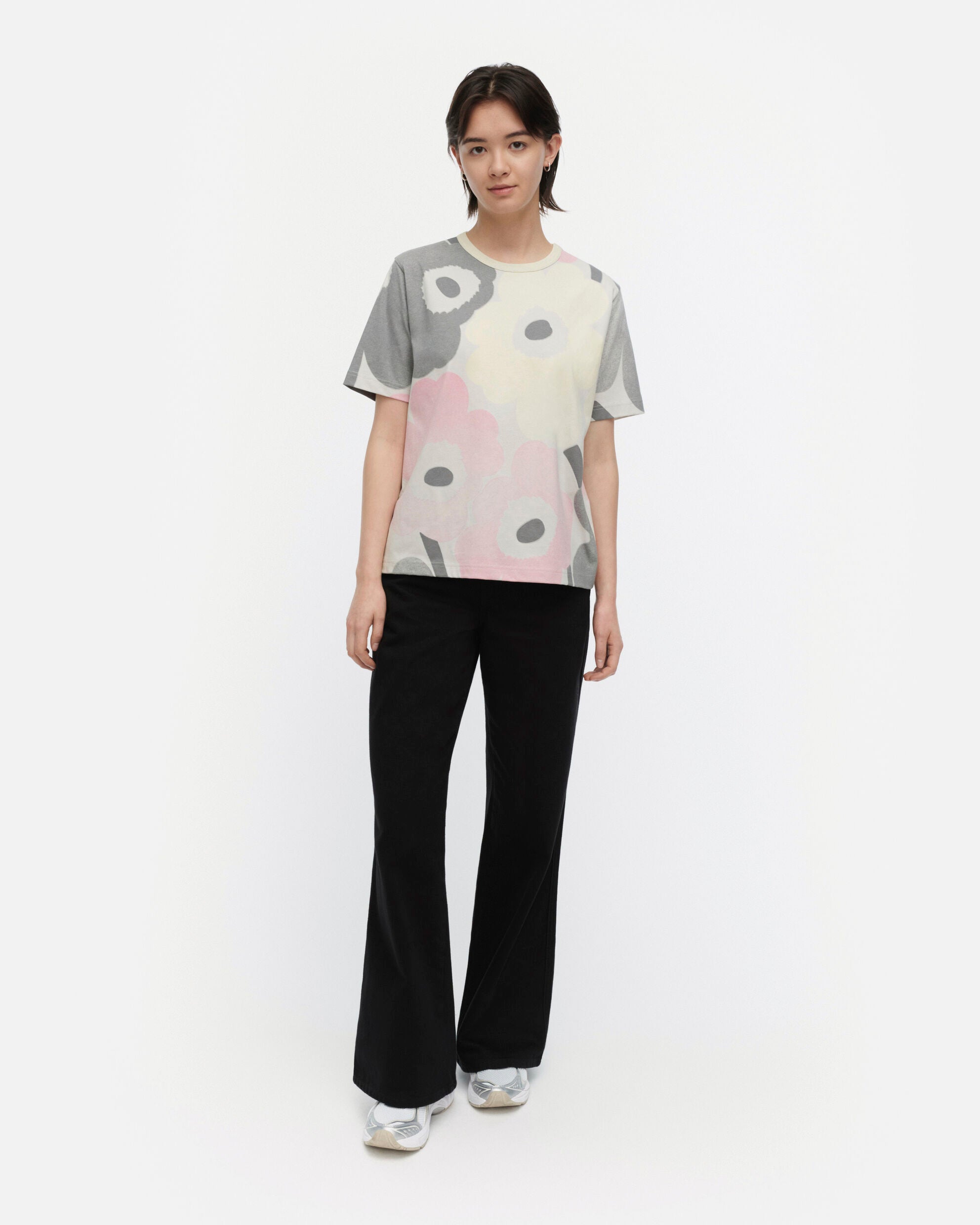 【マリメッコ】Kioski Ae Erna Unikko Tシャツ 52259594827
