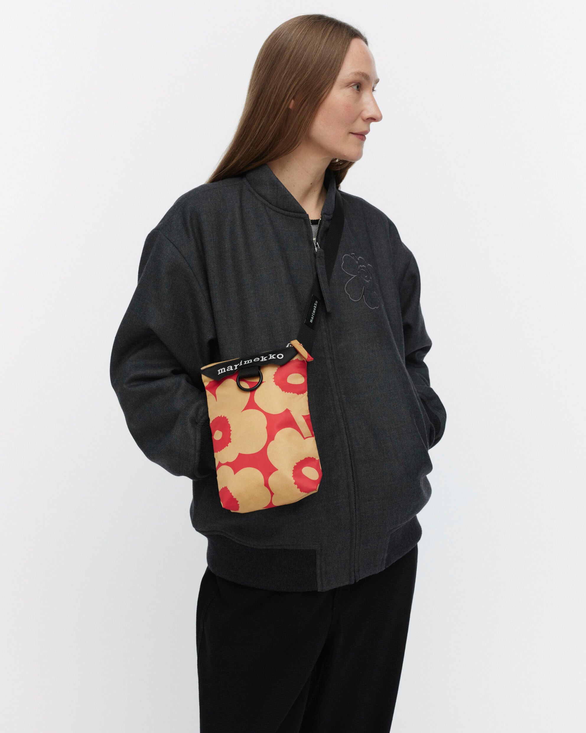 【マリメッコ】Neat Phone Pocket Unikko ショルダーバッグ　52254694741