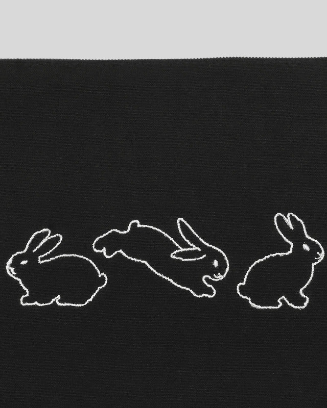 kitty bunny pony(キティーバニーポニー）/ Bouncibg Bunnies Black Embroidery Pouch【バーンストア】