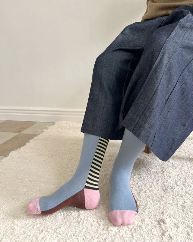 【バーンストア】Bonjour March / Colored paper socks Blue