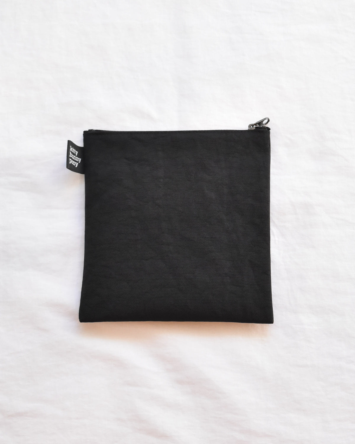 kitty bunny pony(キティーバニーポニー）/ Little Kitten Embroidery Square Pouch【バーンストア】