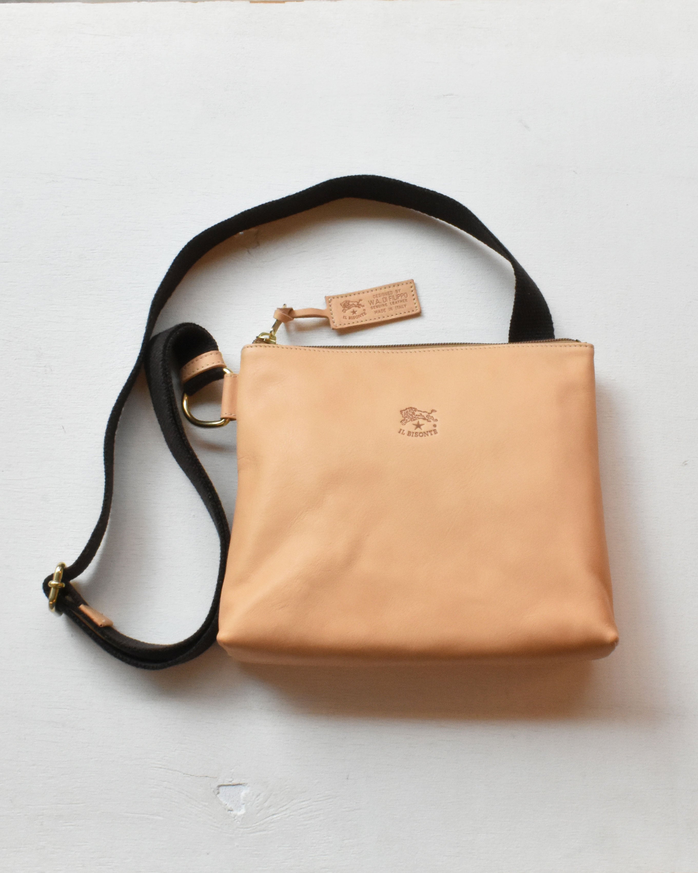 イルビゾンテ】クロスボディバッグ 54252300511