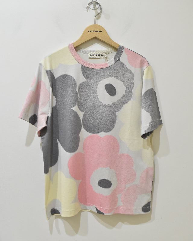 【マリメッコ】Kioski Ae Erna Unikko Tシャツ 52259594827