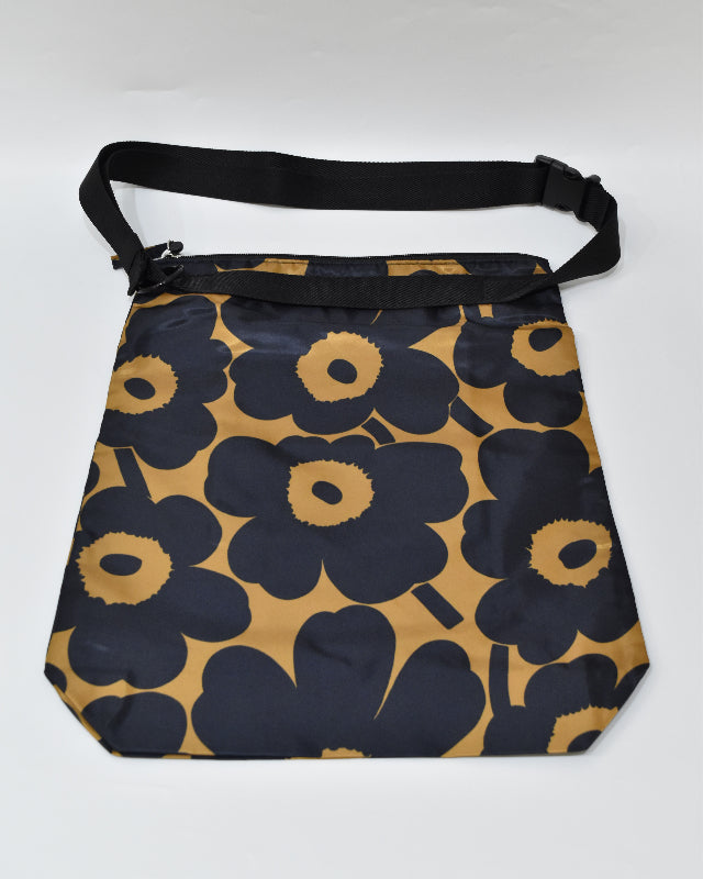 【マリメッコ】 日本限定 Neat Crossbody  Unikko M ショルダーバッグ　52259694753