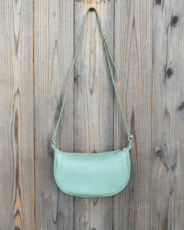 【イルビゾンテ】カラーレザー ショルダーバッグ 54262302110