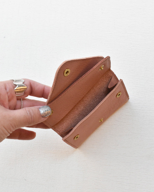 【イルビゾンテ】カラーレザー カードケース 54262305860