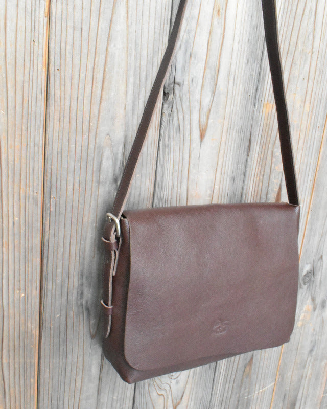 【イルビゾンテ】クロスボディバッグ 54262300210