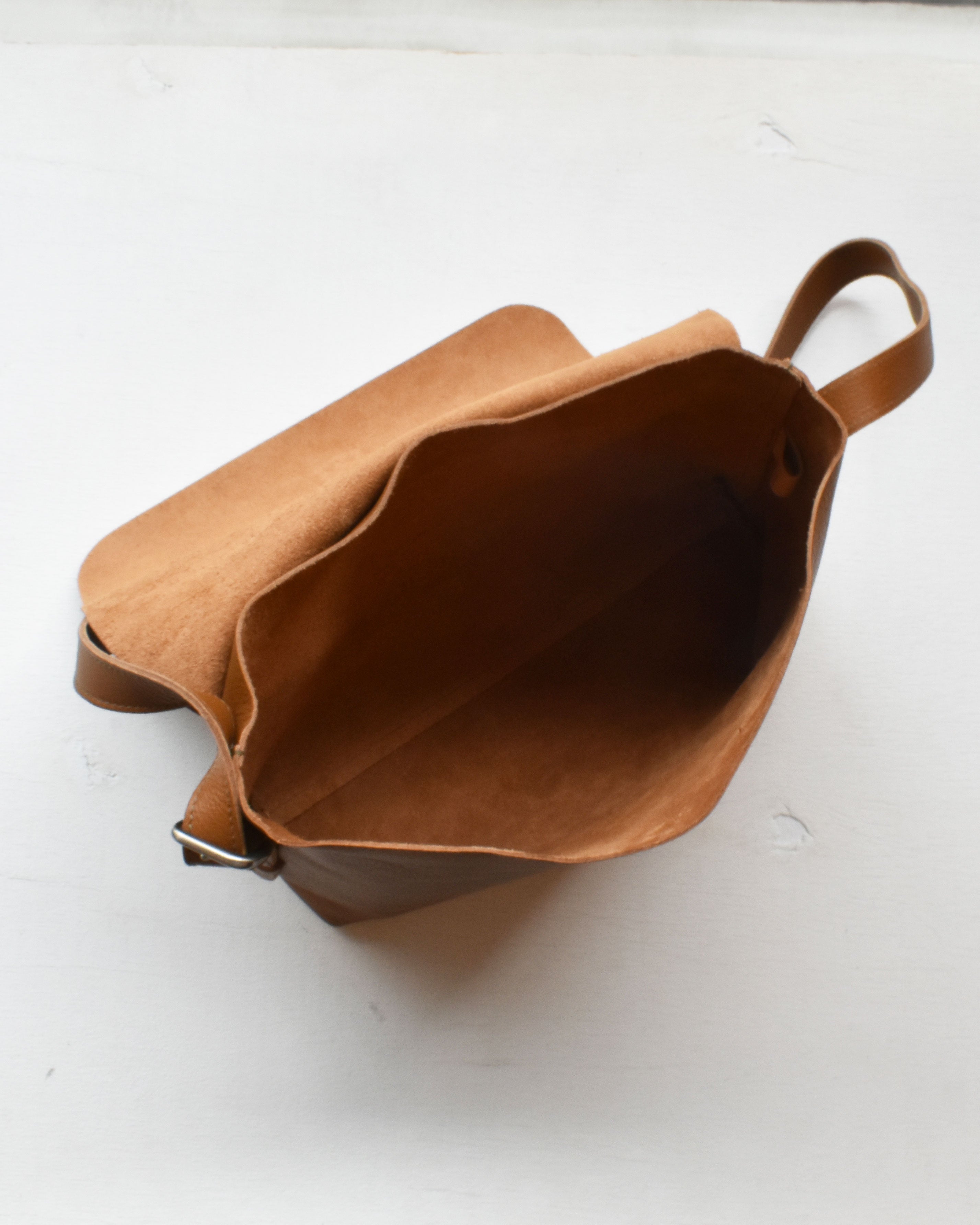 【イルビゾンテ】クロスボディバッグ 54262300210