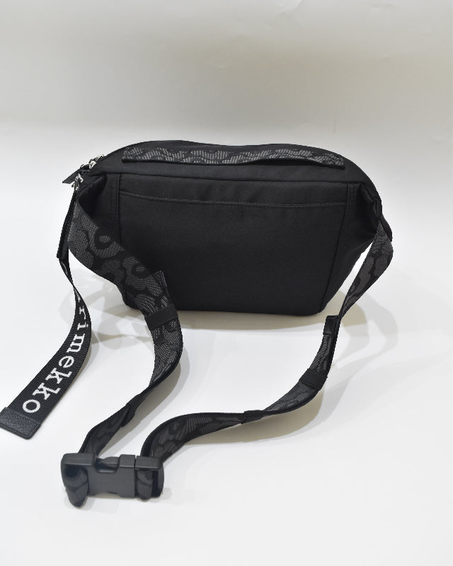 【マリメッコ】Sling Bag M Solid ショルダーバッグ 52259294618