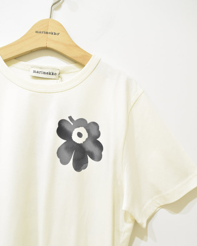 【マリメッコ】Kioski Vihne Unikko Tシャツ 52254194550
